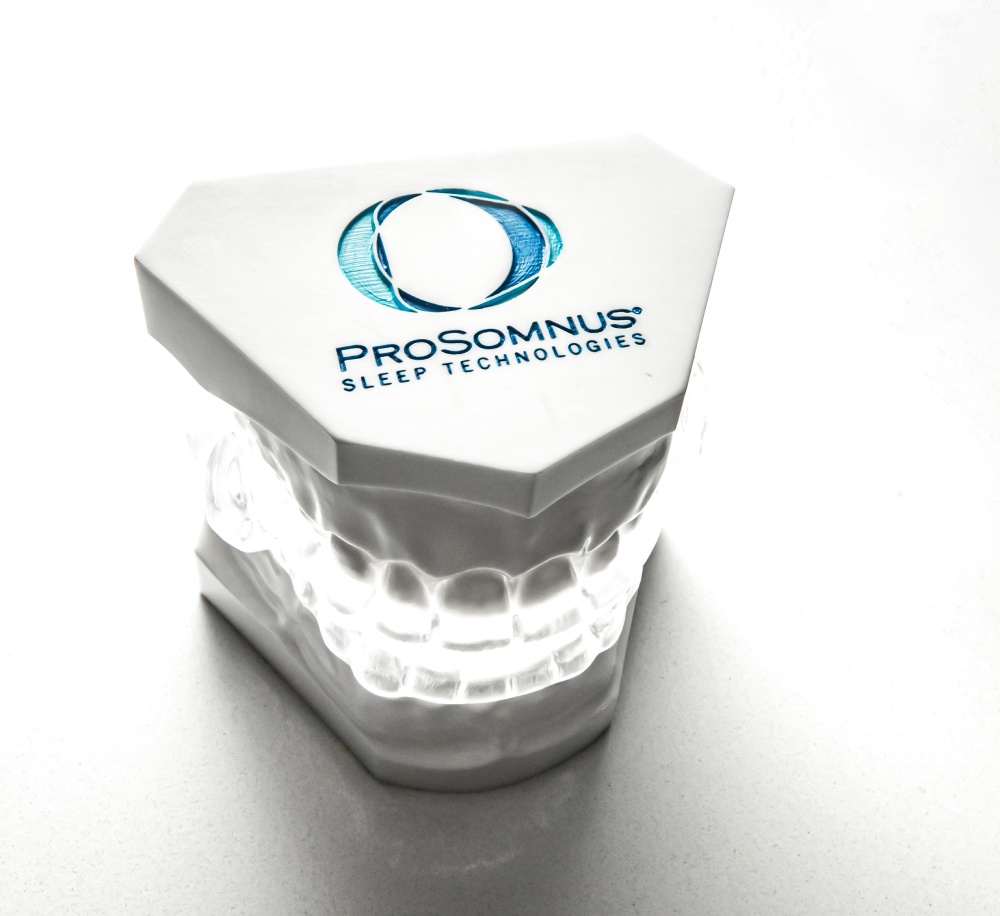 Sleep Apnea/Oral Appliance Therapy 2 No 0070 HoggardDentalStills MattMcGrawPhotoVisualsbyHelen 1